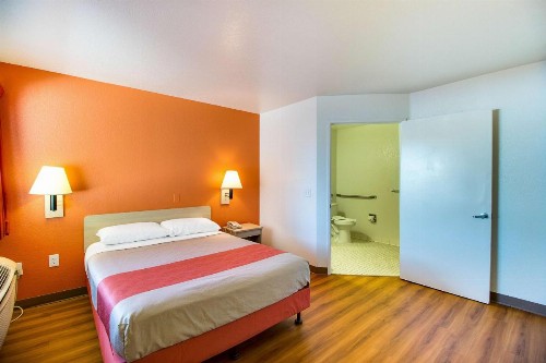 Motel 6-Phoenix AZ - East - image 12