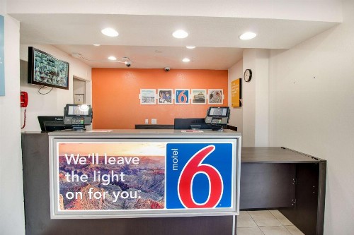 Motel 6-Phoenix AZ - East - image 5