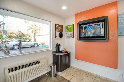 Motel 6-Phoenix AZ - East - image 6