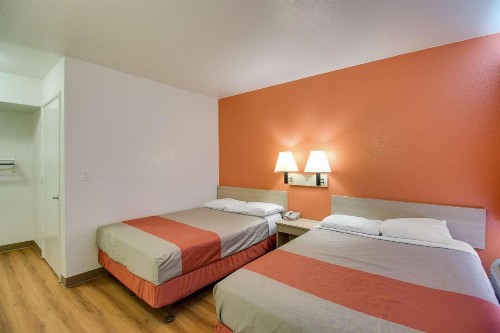 Motel 6-Phoenix AZ - East - image 9
