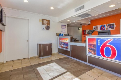 Motel 6-Phoenix AZ - North Bell Road - image 17