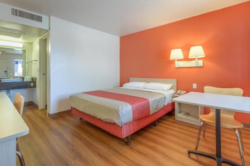 Motel 6-Phoenix AZ - North Bell Road - image 23