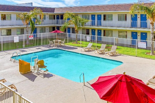 Motel 6-Phoenix AZ - North Bell Road - image 50