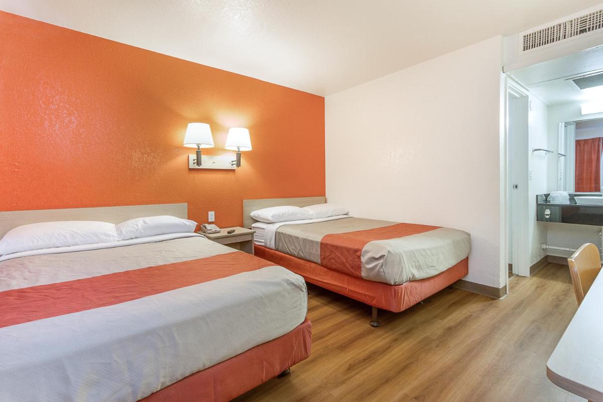 Motel 6-Phoenix AZ - North Bell Road - image 7