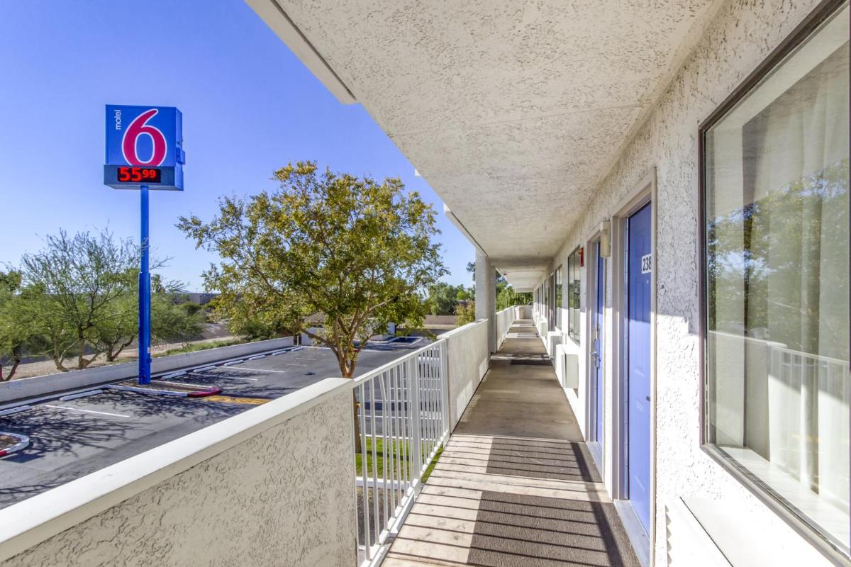 Motel 6-Phoenix AZ - West - image 3