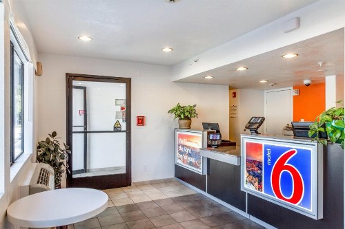 Motel 6-Phoenix AZ - West - image 31