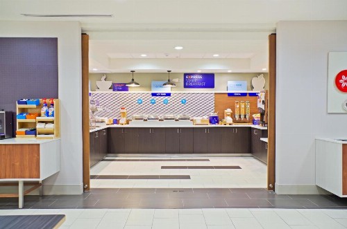 Holiday Inn Express & Suites - Phoenix North - Scottsdale an IHG Hotel - image 15