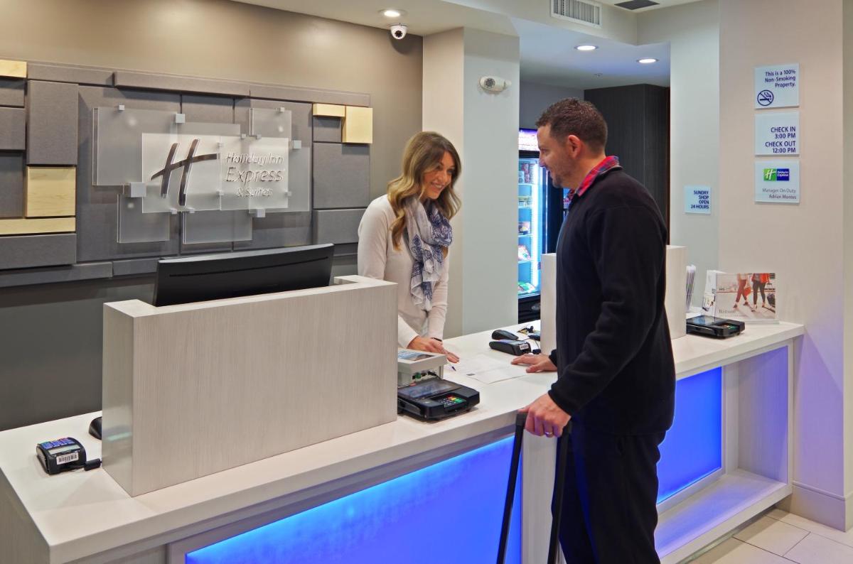Holiday Inn Express & Suites - Phoenix North - Scottsdale an IHG Hotel - image 4