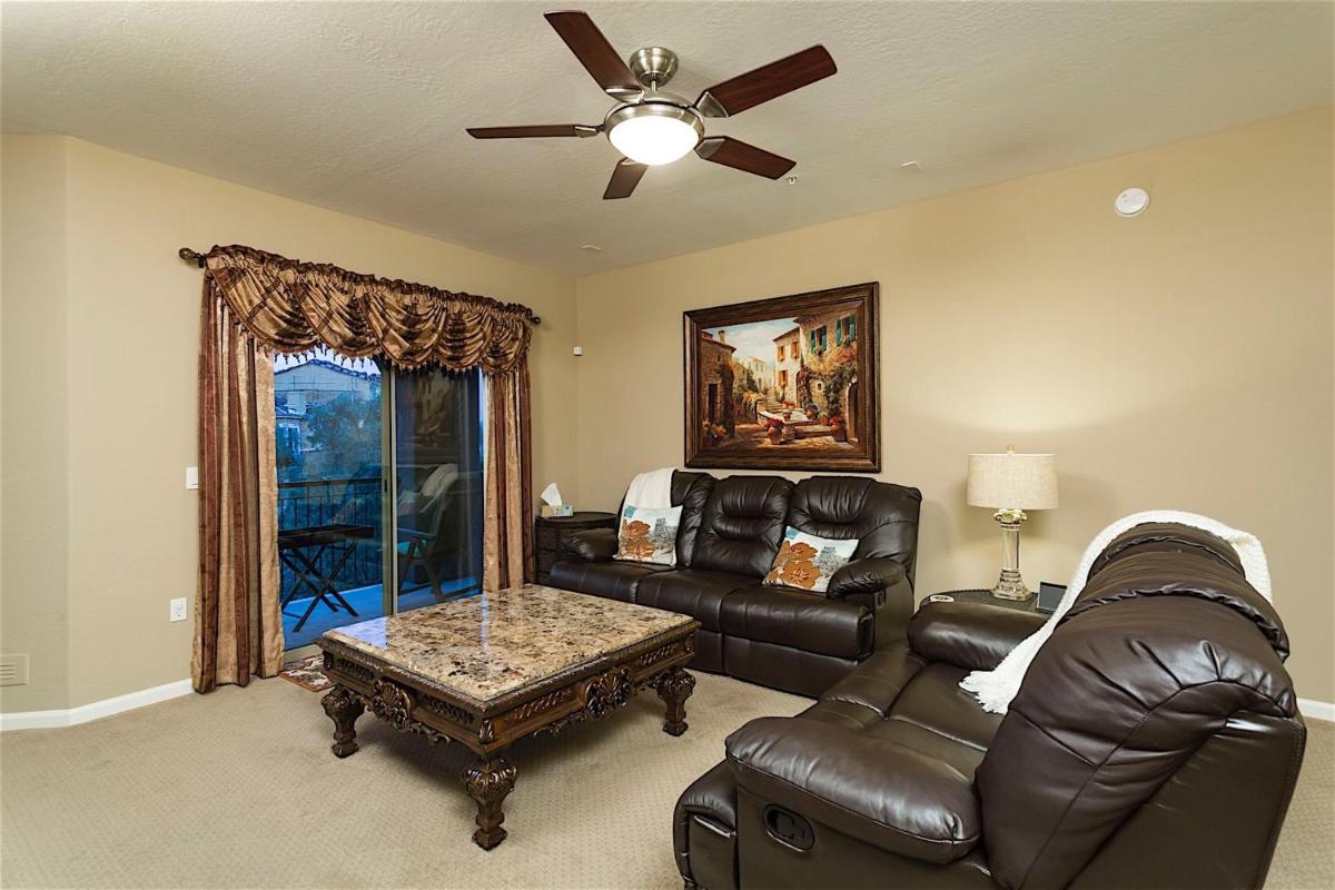 Hot Spot at Desert Ridge 2 BR by Casago - image 4