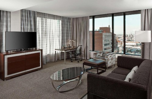Hilton Garden Inn Phoenix Downtown - image 25