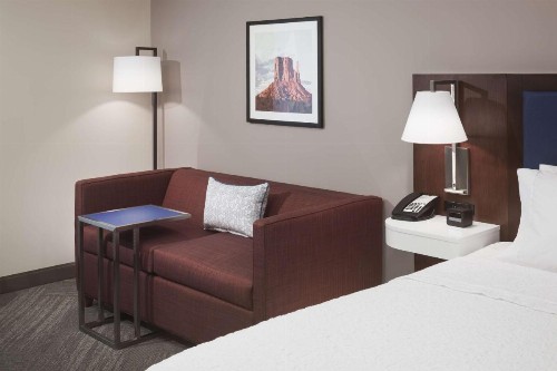 Hampton Inn & Suites Phoenix Downtown - image 15