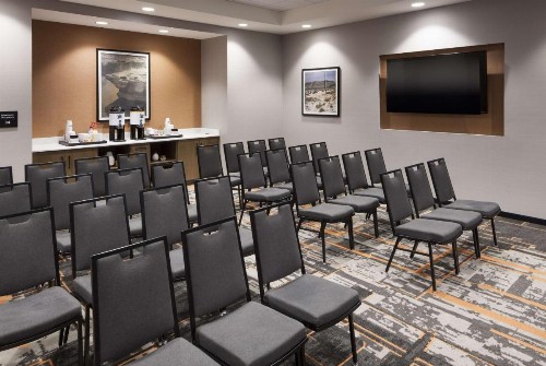 Hampton Inn & Suites Phoenix Downtown - image 27