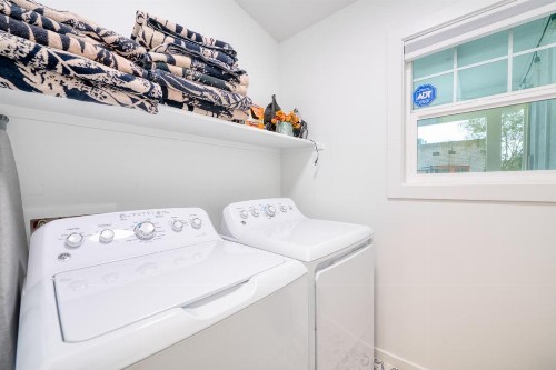 Cozy Coronado - image 10