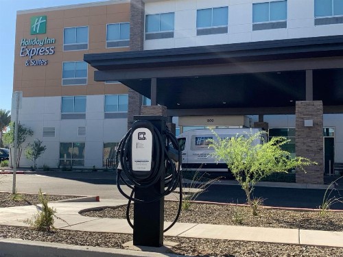 Holiday Inn Express & Suites - Phoenix - Airport North an IHG Hotel - image 2