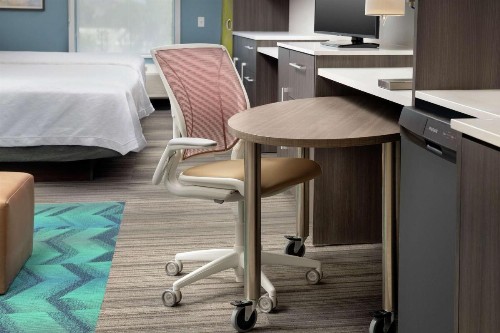 Home2 Suites By Hilton Phoenix Airport South - image 2
