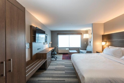 Holiday Inn Express & Suites - Phoenix North - Happy Valley an IHG Hotel - image 14