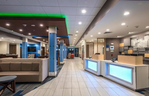 Holiday Inn Express & Suites - Phoenix North - Happy Valley an IHG Hotel - image 17