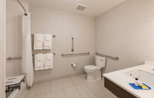 Holiday Inn Express & Suites - Phoenix North - Happy Valley an IHG Hotel - image 18