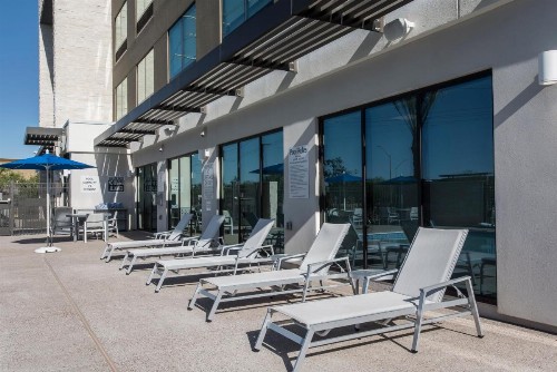 Holiday Inn Express & Suites - Phoenix North - Happy Valley an IHG Hotel - image 32