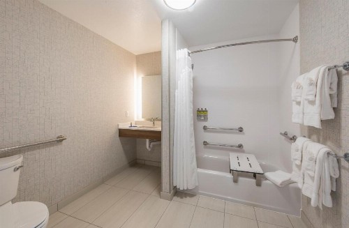 Holiday Inn Express & Suites - Phoenix North - Happy Valley an IHG Hotel - image 5