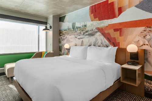 Cambria Hotel Downtown Phoenix - image 20