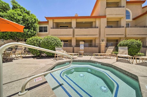 Phoenix Townhome with Pool Access 13 Mi to Old Town! - image 1