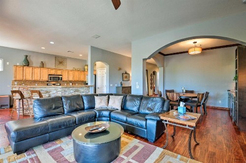 Family Home with Outdoor Oasis on Legacy Golf Course - image 11