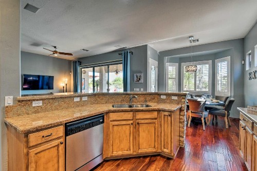 Family Home with Outdoor Oasis on Legacy Golf Course - image 7
