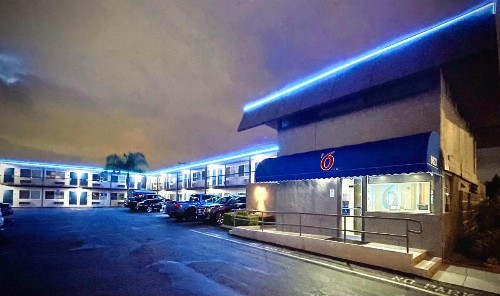 Angels Motel - image 19