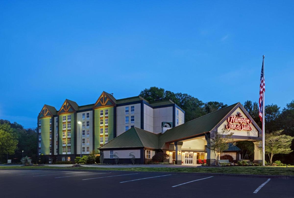 Hampton Inn & Suites Pigeon Forge On The Parkway - main image