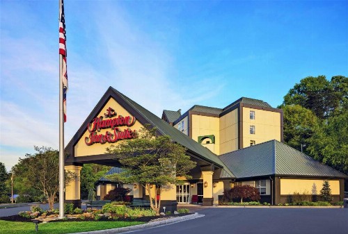 Hampton Inn & Suites Pigeon Forge On The Parkway - image 22