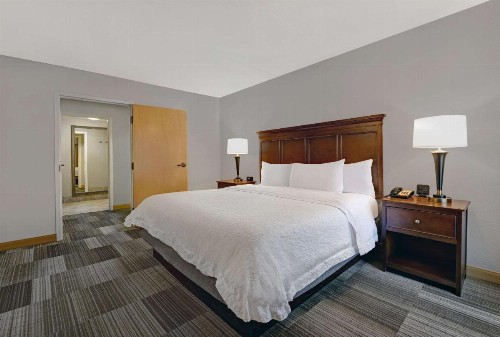 Hampton Inn & Suites Pigeon Forge On The Parkway - image 3