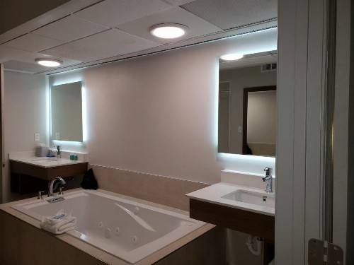 Holiday Inn Express Hotel & Suites Pigeon Forge an IHG Hotel - image 25