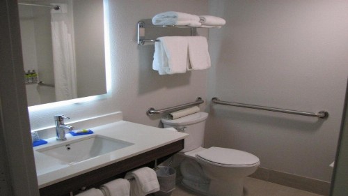 Holiday Inn Express Hotel & Suites Pigeon Forge an IHG Hotel - image 30