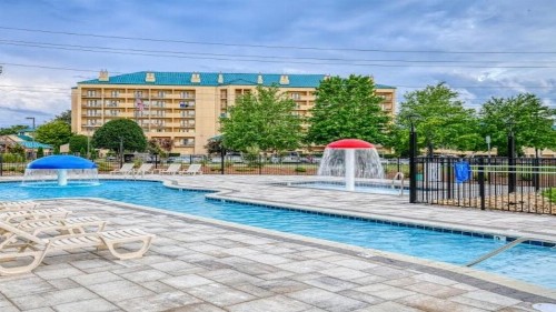 Holiday Inn Express Hotel & Suites Pigeon Forge an IHG Hotel - image 46
