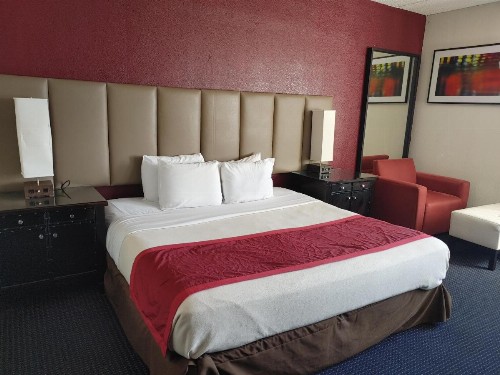 Hotel Pigeon Forge - image 21