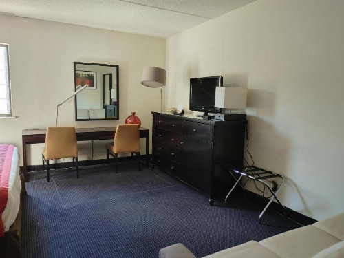 Hotel Pigeon Forge - image 38