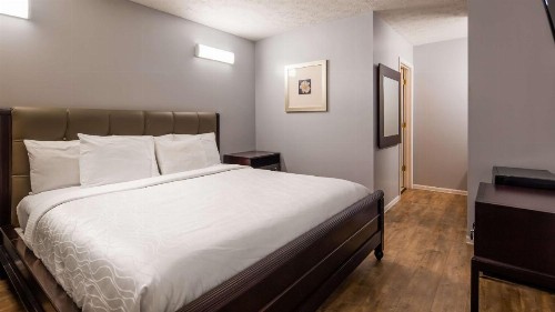 Apple Valley Inn Pigeon Forge - image 15