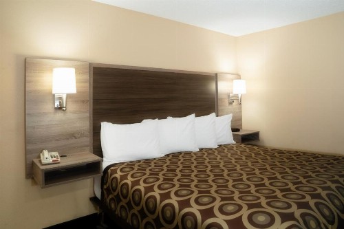 Guest Inn Pigeon Forge - image 16