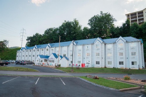 Guest Inn Pigeon Forge - image 18