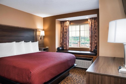 Guest Inn Pigeon Forge - image 6
