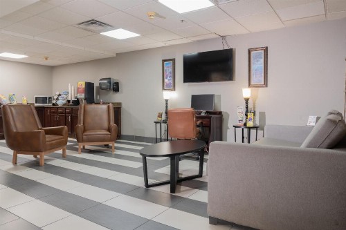 Microtel Inn & Suites by Wyndham Pigeon Forge - image 44