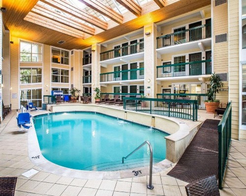 Econo Lodge Riverside - image 2