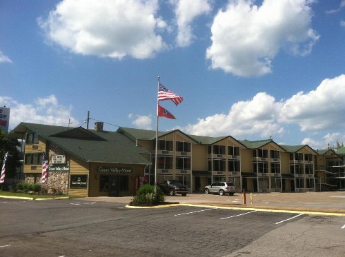 Green Valley Motel - image 10