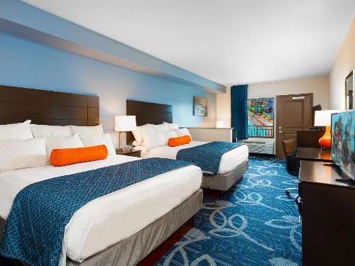 Country Cascades Waterpark Resort - image 12