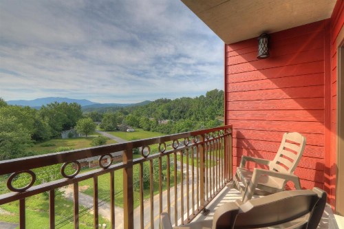 Country Cascades Waterpark Resort - image 15