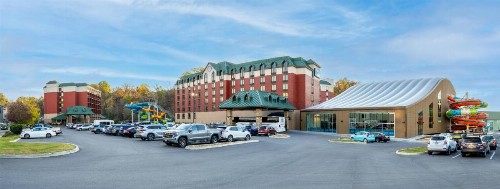 Country Cascades Waterpark Resort - image 16