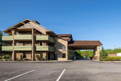 Evergreen Smoky Mountain Lodge & Convention Center - image 1