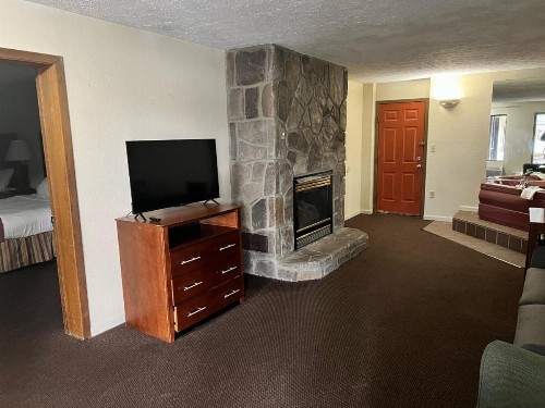 Evergreen Smoky Mountain Lodge & Convention Center - image 13