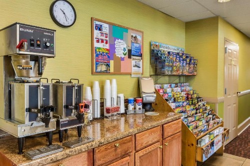 Park Grove Inn - image 19